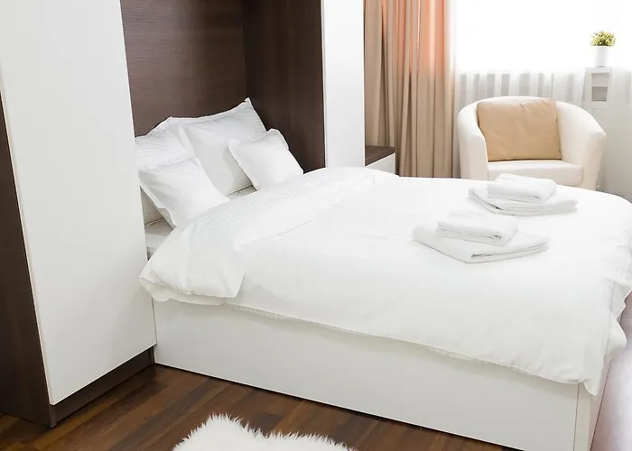 Grand Central Accommodation - Doamnei